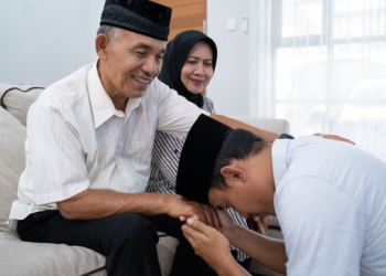 Birrul Walidain atau Berbuat Baik Kepada Kedua Orang Tua