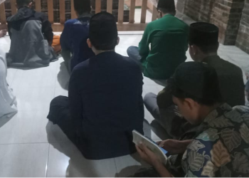 Ziarah kubur merupakan salah satu cara manusia agar mengingat kematian