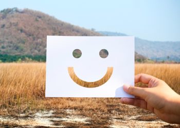 Manfaat senyum menurut islam dan biologi