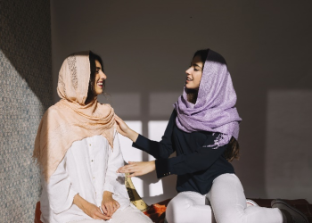 Meningkatkan persaudaraan dengan sesama muslim