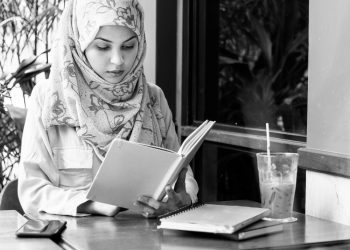 Menuntut Ilmu, Ibadah dengan Pahala Berlimpah