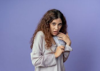 Sifat Pelit yang Perlu Dihindari