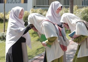 Menerapkan Sopan Santun dalam Kehidupan