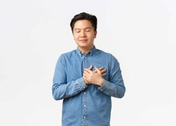 Ikhlas Adalah Kunci Agar Menjadi Manusia Yang Bermanfaat Bagi Orang Lain