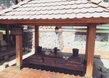 Maqbarah KH. Raden Asnawi Kudus pencipta sholawat Asnawiyah