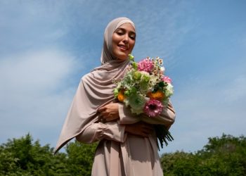 Wanita Berkarir Surga: Indahnya Syariat yang Telah ditetapkan oleh Allah untuk Kita Para Kaum Wanita