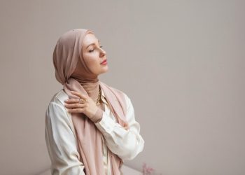 perilaku seorang muslimah