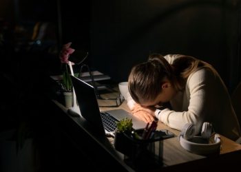 Ilustrasi meningkatkan spiritual guna menjaga kesehatan mental