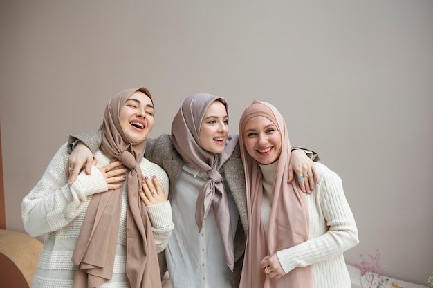 Ilustrasi peran dan status perempuan dalam islam
