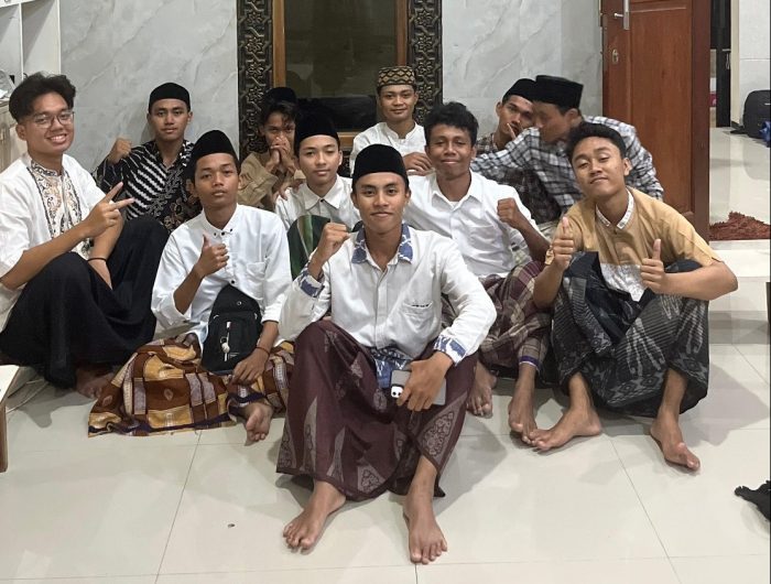 Para santri pesantren mahasiswa