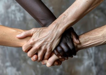 Umat Muslim Kerap Lupa! Berikut Keutamaan Orang yang Menolong Sesama ketika Berada dalam Kesusahan