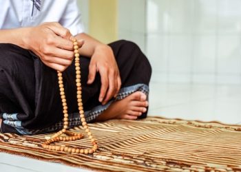 Istimewa! Rahasia Dahsyat Istighfar Sebelum Subuh Menurut Ustadz Adi Hidayat