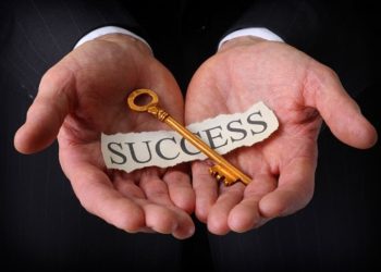 Hukum Menyentuh Handphone yang Berisi Aplikasi Al-Qur’an