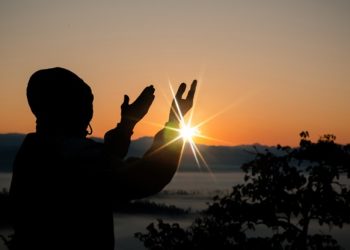 Golongan Istimewa yang Dijamin Masuk Surga: Apakah Kita Termasuk Bagiannya?