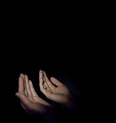 Saat Badai Datang, Keyakinan dan Cinta Menjadi Pelita