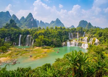 Menjaga Keindahan Alam Menurut Pandangan Islam