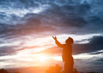 Sering Diabaikan, Kalimat Zikir Ini Ternyata Bisa Menghapus Dosa!