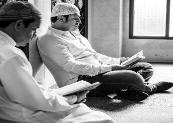 Umat Islam Wajib Tahu! Berikut Keutamaan dari Membaca Ayat Kursi Seusai Menunaikan Sholat Fardhu