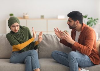 Menjaga Lisan: Pahami Kapan Kita Harus Bicara dan Kapan Kita Harus Diam!