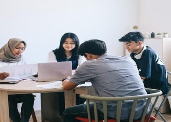 Mochtar Lubis Ungkap 6 Sifat Buruk Orang Indonesia, Berani Baca?