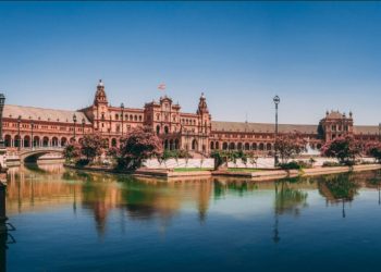 Ibnu Bajjah: Filosof Andalusia dan Pemikirannya yang Berpengaruh