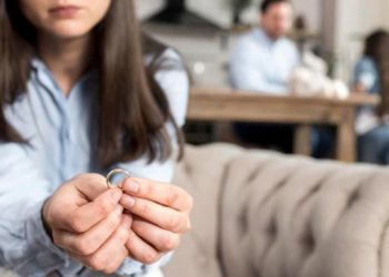 MACAM-MACAM TALAK (PUTUSNYA PERKAWINAN) DALAM ISLAM