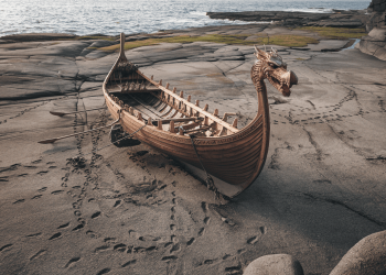 Musuh Nyata Manusia yaitu Setan, Perlindungan Allah SWT, dan Iman Seorang Mukmin