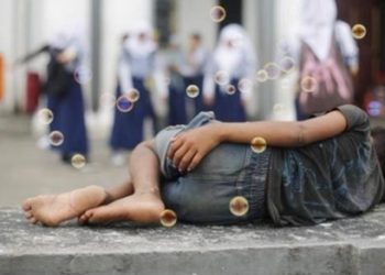 Hina di Dunia, Mulia di Akhirat