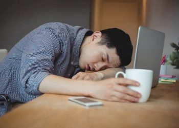 Ternyata Ini Alasan Rasulullah SAW Tidak Suka Orang Begadang, Nomor 3 Sering Kita Lakukan!