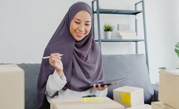 Berbagi Lebih Luas dengan Sedekah Online