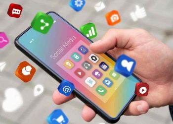 Scroll dengan Pahala: Etika Bermedia Sosial dalam Islam