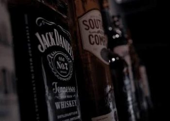 Ternyata Ini Dia Alasan Mengapa Hukum Dilarangnya Meminum Khamr (Minuman Keras) Dalam Islam dilakukan Secara Bertahap