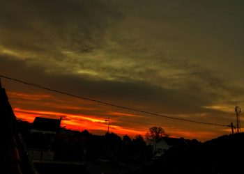 Inilah Mengapa Allah Menjauhkan Kamu dari Orang yang Kamu Cintai