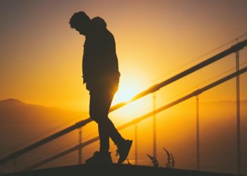 Pertemuan dan Perpisahan yang Silih Berganti, Bermakna atau Hanya Perih?