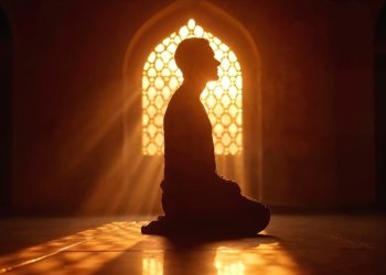 ilusrasi seseorang yang sedang salat (freepick.com - almuhtada.org)