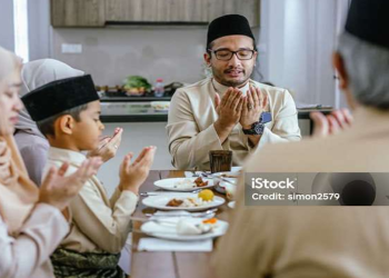 Meneladani Adab Pergaulan Perspektif Al-Ghazâlî