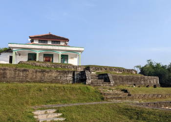 Telisik Kerajaan Giri Kedaton