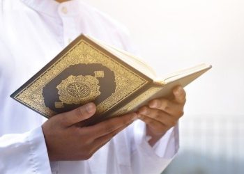 Tak Disangka Suka Membaca Al-Qur’an Ternyata Dapat Mencegah Kepikunan dan Kekacauan Pikiran