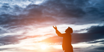 Rezeki Tak Pernah Salah Alamat: Menemukan Ketenangan Hati di Antara Ikhtiar dan Tawakal