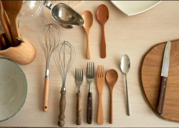 Hukum Menggunakan Alat Makan yang Terkena Najis