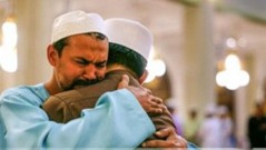 Taubat dari Dosa Sesama Manusia: Saat Luka Tak Hanya di Hati, tapi di Hisab Akhirat