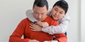 Ini Dia Kewajiban Orang Tua yang Harus Dipenuhi dalam Membesarkan Anak