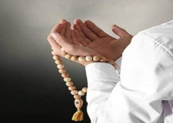 Asmaul Husna yang Sering Dikaitkan dengan Harapan Rezeki  di Pagi Hari