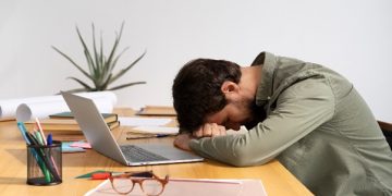 Ketika Urusan Duniawi Membuat Kita Lalai Terhadap Urusan Akhirat