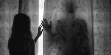 Kenapa Kita Lebih Takut Kehilangan Dia daripada Kehilangan Allah?