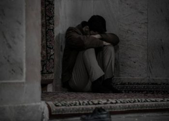 ‎Kamu Sering Mengeluh Selama Ramadan? Mungkin Ini Penyebabnya