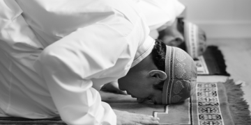 Masih Jarang Shalat Rawatib? Coba Lihat Hikmah Dibaliknya!