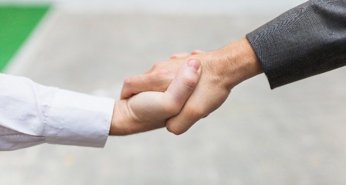 Memaafkan Memang Berat, Tapi Inilah Balasan yang Telah Allah Siapkan