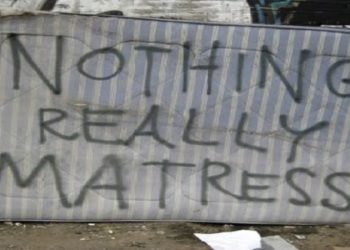 Mengenal Nihilisme: Aliran Filsafat Yang Mengenalkan Tentang Makna Yang Dipertanyakan