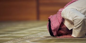 Shalat Tidak Sah Atau Tidak Diterima? Ternyata Kedua Istilah Tersebut Memiliki Makna yang Berbeda, Simak Penjelasannya!